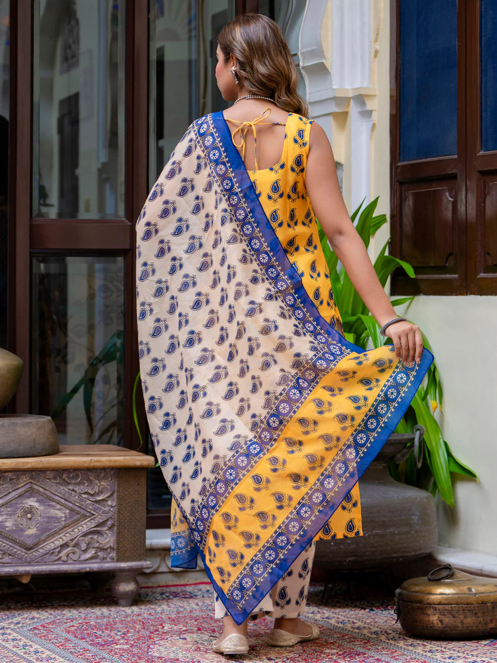 Rhea Classic Kurta Set