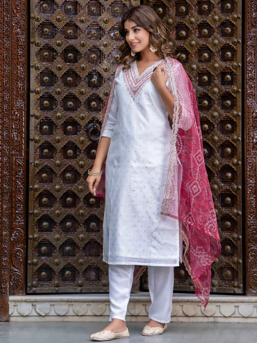 Floral Embroidered Chanderi Silk V Neck Kurta Trouser & Dupatta Set