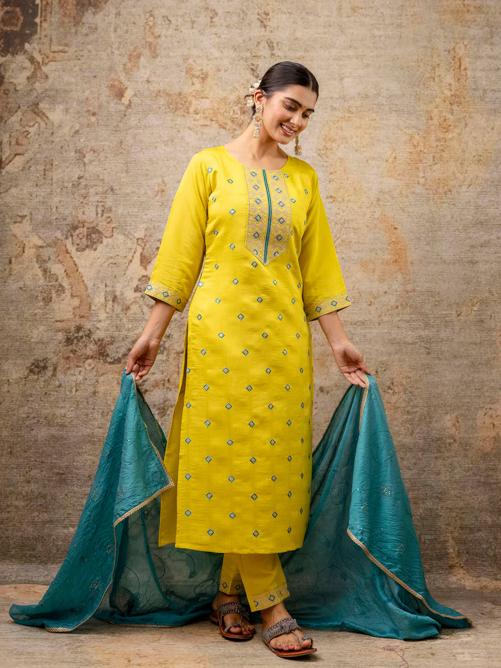Floral Embroidered Silk Round Neck Kurta Trouser & Dupatta Set