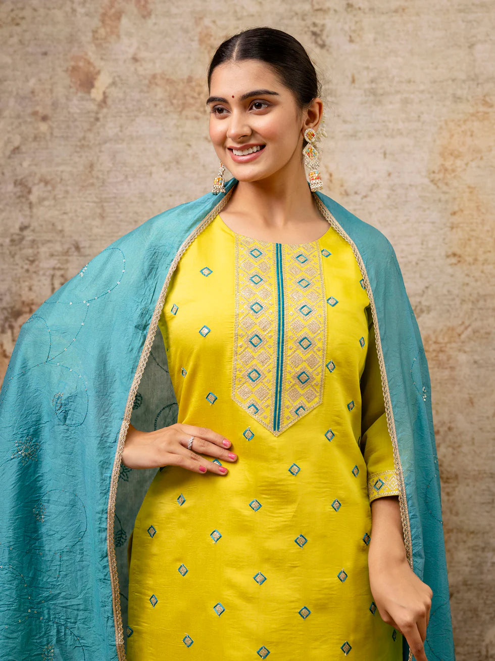 Floral Embroidered Silk Round Neck Kurta Trouser & Dupatta Set
