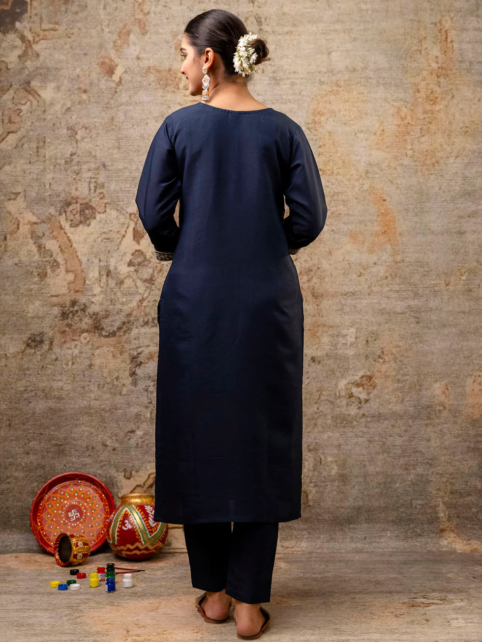 Floral Embroidered Silk Round Neck Kurta Trouser & Dupatta Set
