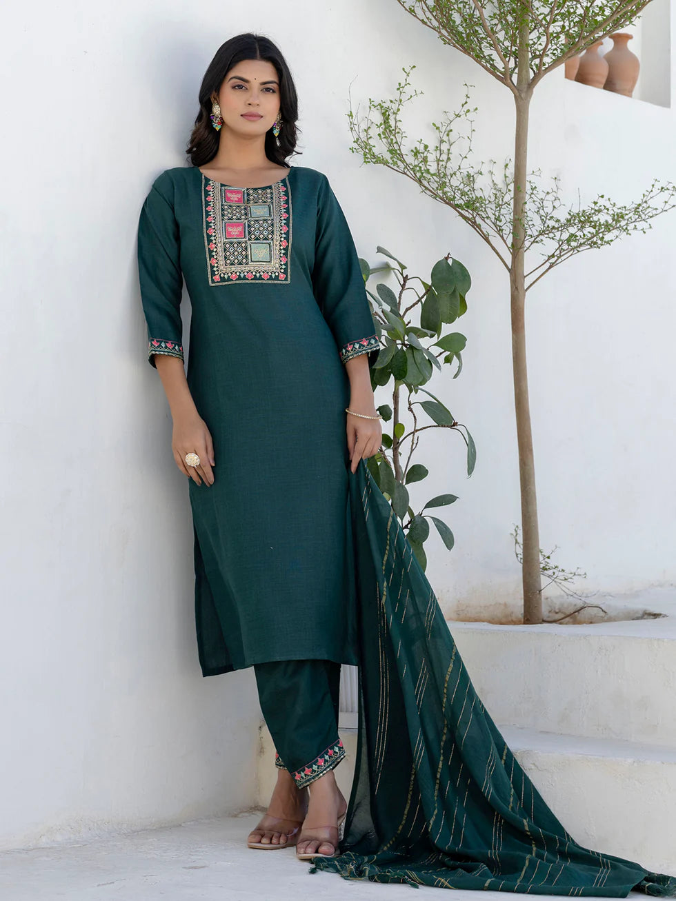 Floral Embroidered Pure Cotton Round Neck Kurta Trouser And Dupatta Set