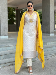 Sunshine Ivory Festive Set