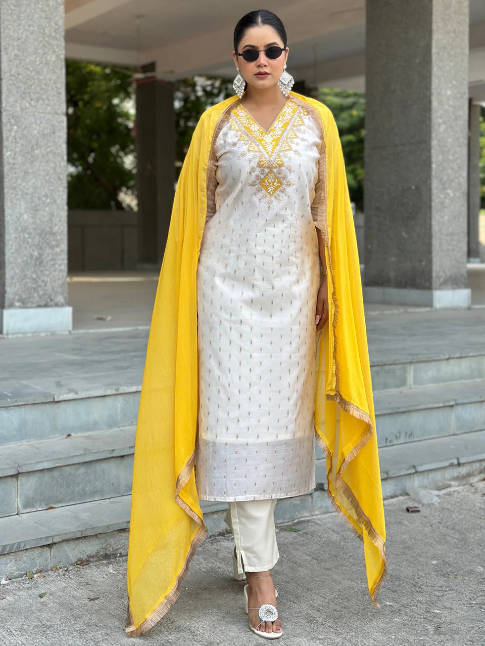 Sunshine Ivory Festive Set