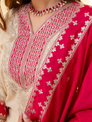 Ivory Grace Embroidered Kurta Set with Fuchsia Organza Dupatta
