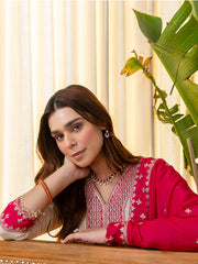 Ivory Grace Embroidered Kurta Set with Fuchsia Organza Dupatta