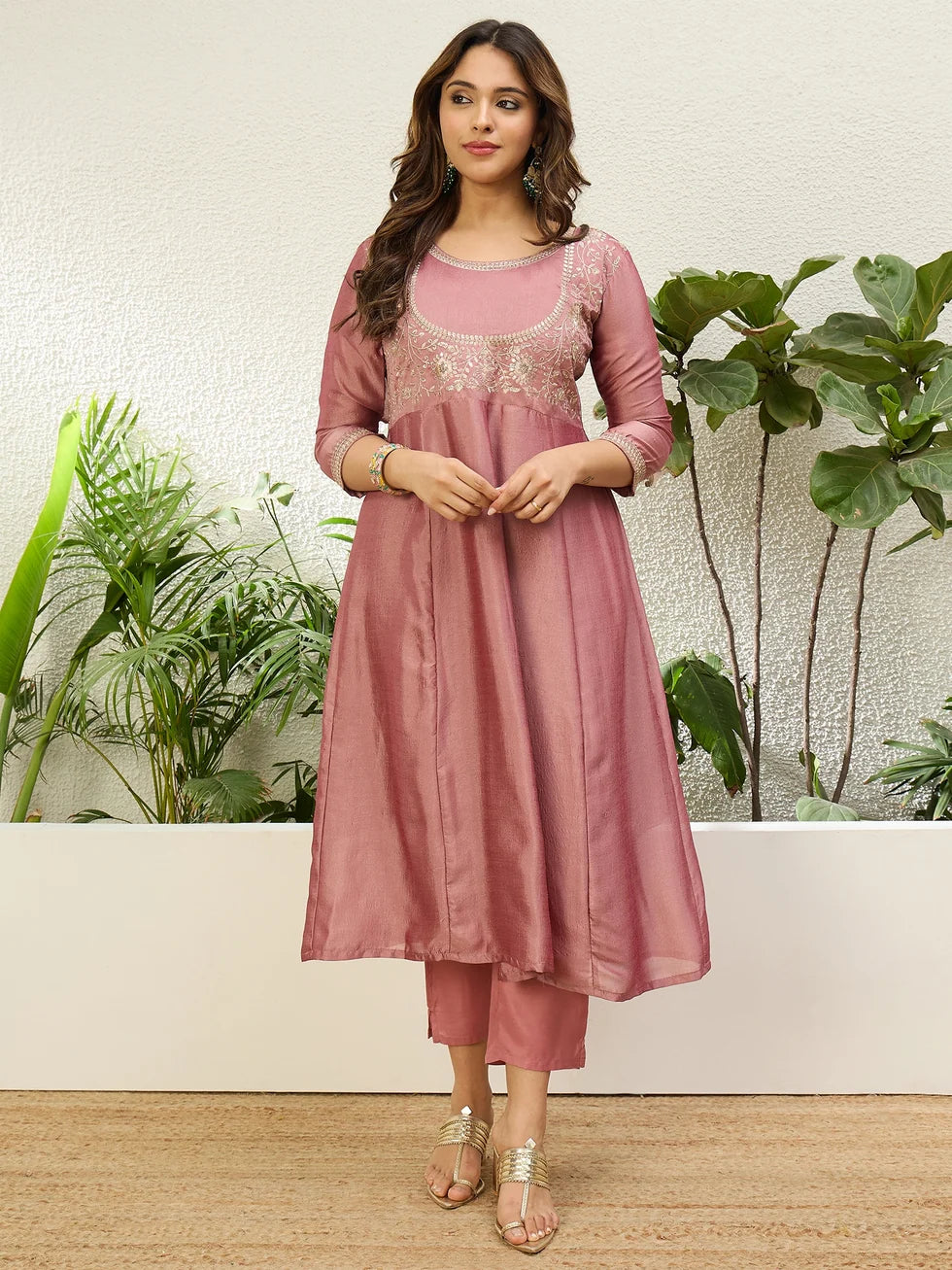 Padma Women's Mauve Pink Embroidered Yoke Design Flared Kurta Set