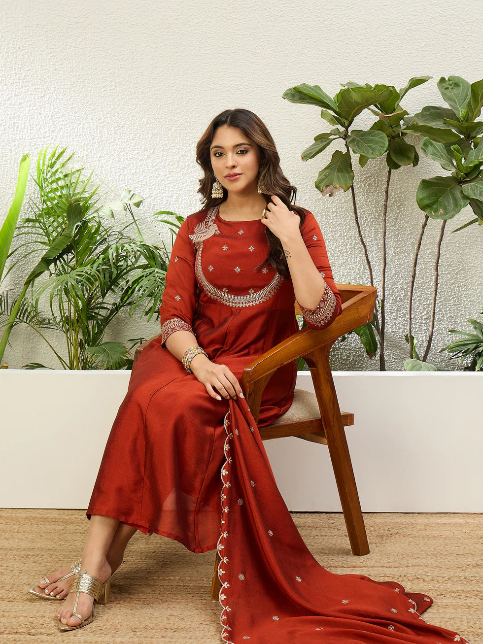 Aisha Embroidered Silk Kurta Set