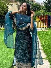 Nooré Embroidered Muslin Kurta Set