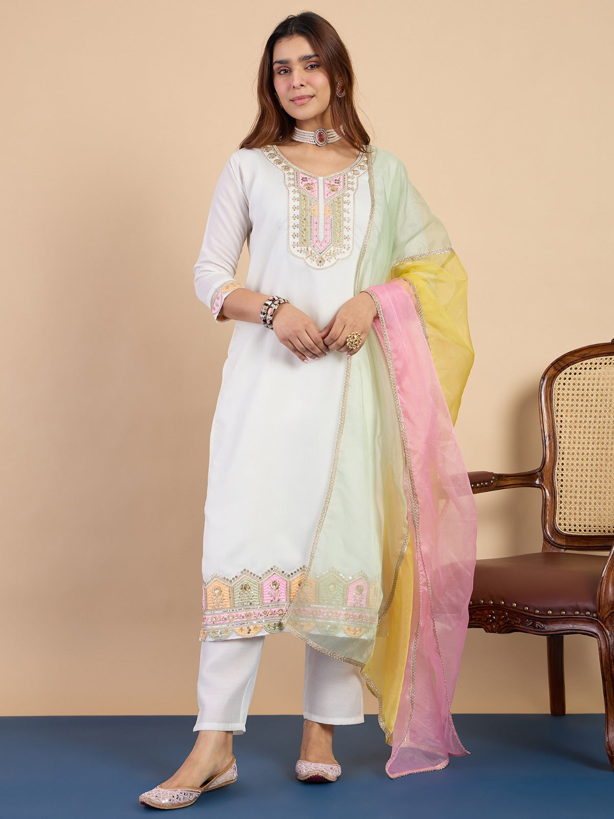 Women’s Silk Blend Kurta Pant Set with Lace Border Silk Dupatta