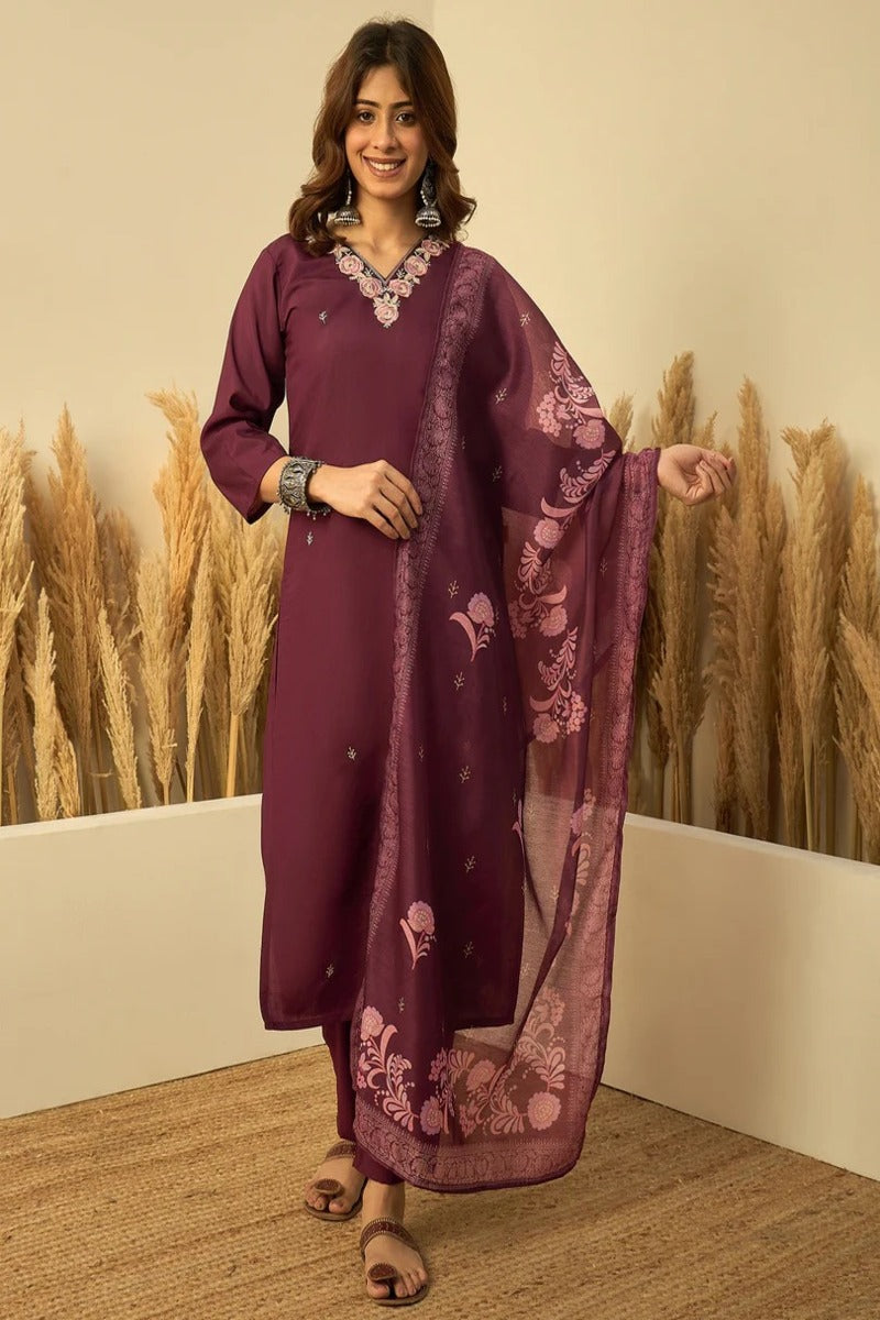 Aisha Embroidered Muslin Kurta Set