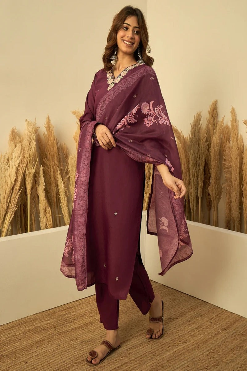Aisha Embroidered Muslin Kurta Set