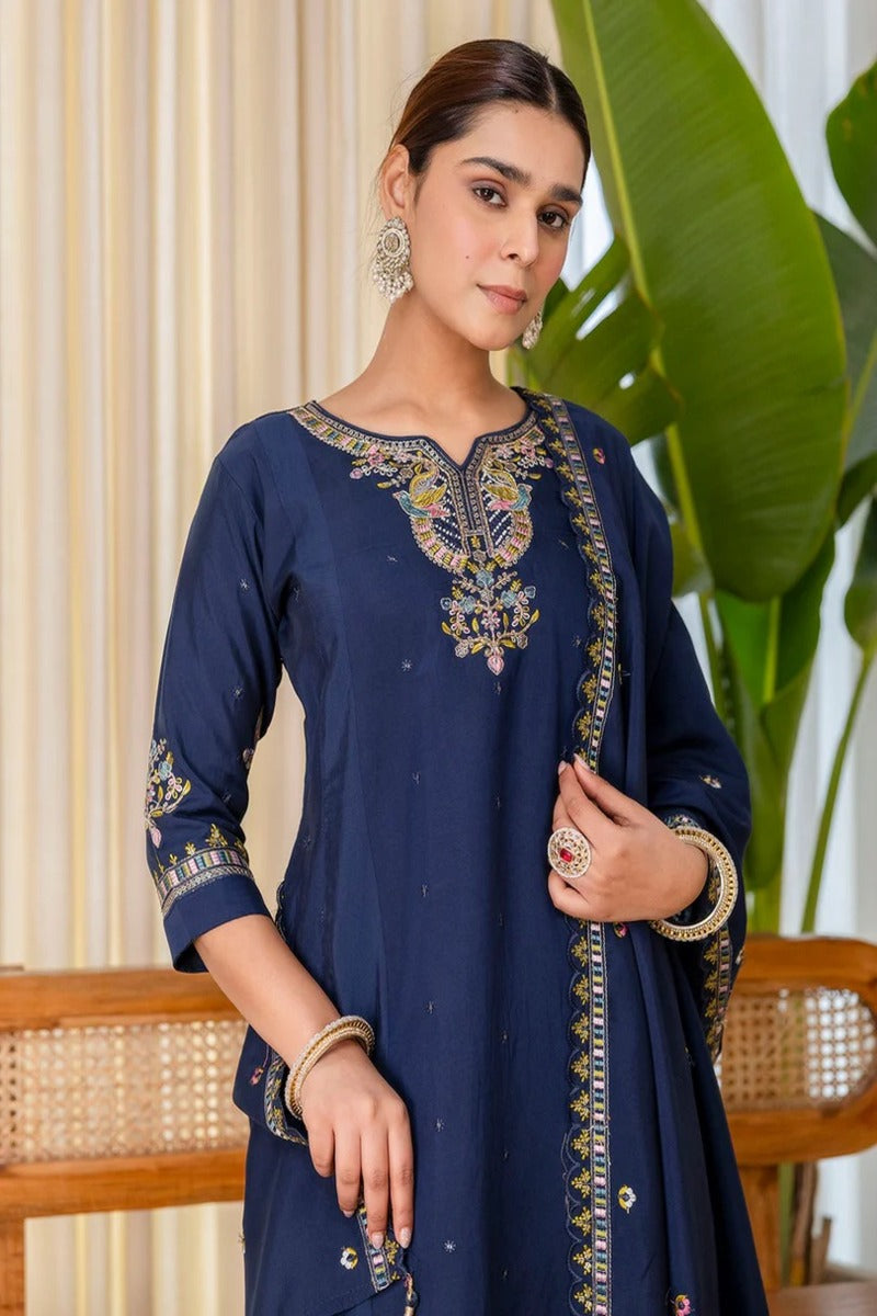 Aisha Embroidered Silk Blend Kurta Set