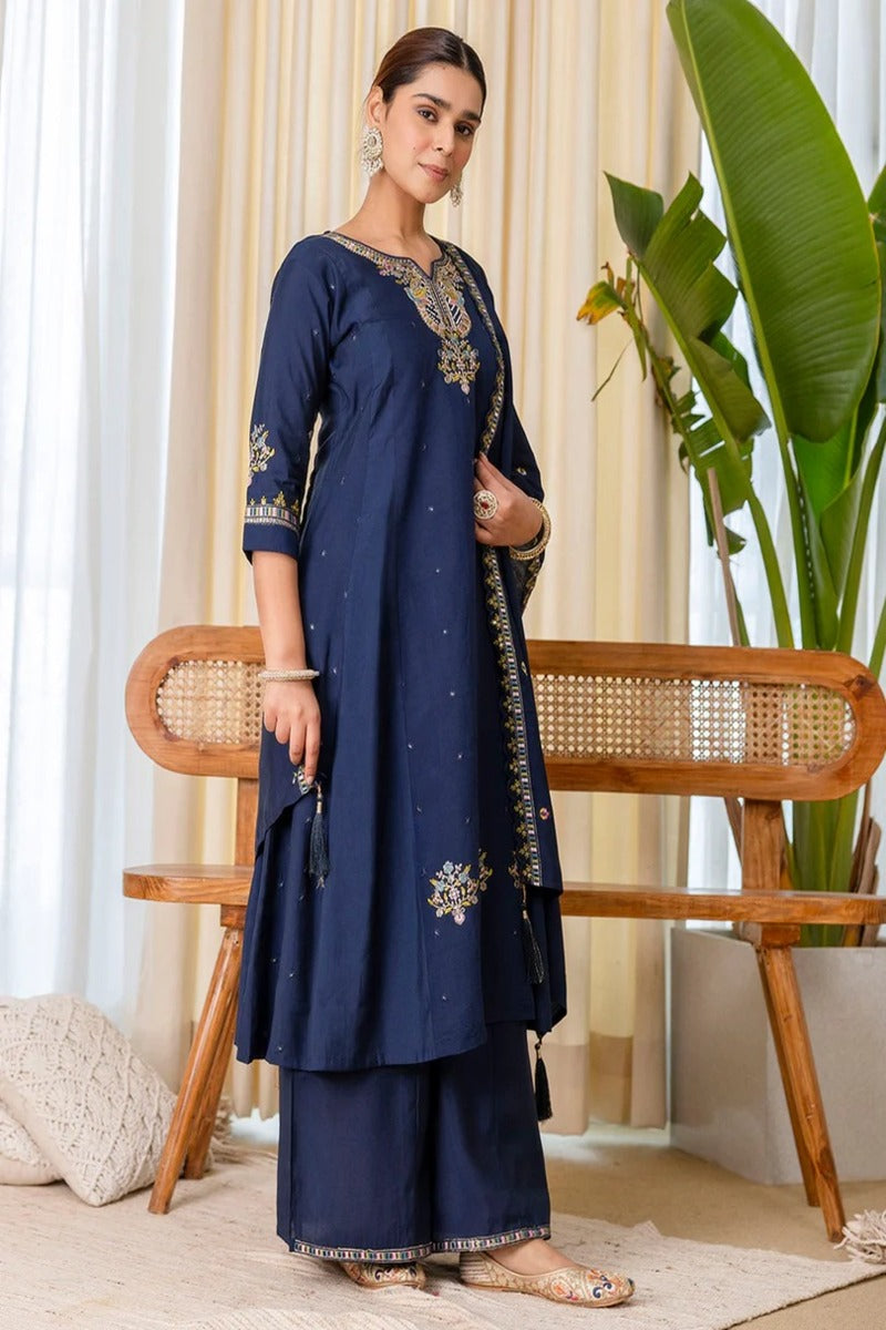 Aisha Embroidered Silk Blend Kurta Set