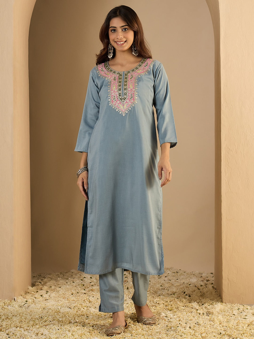 Aarohi Embroidered Kurta Set