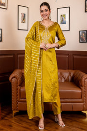 Meher Embroidered Kurta Set