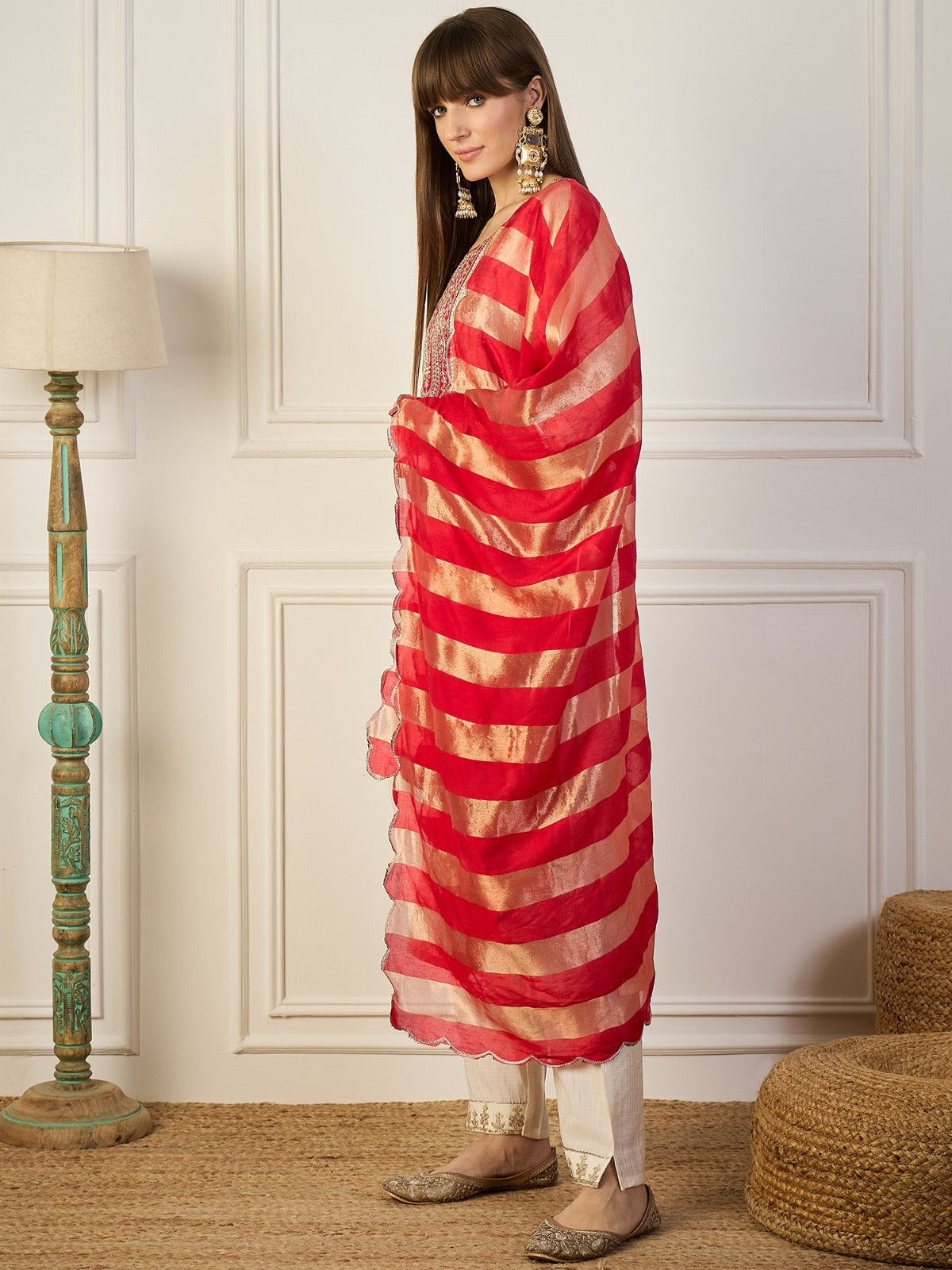 Noor Embroidered Kurta Set