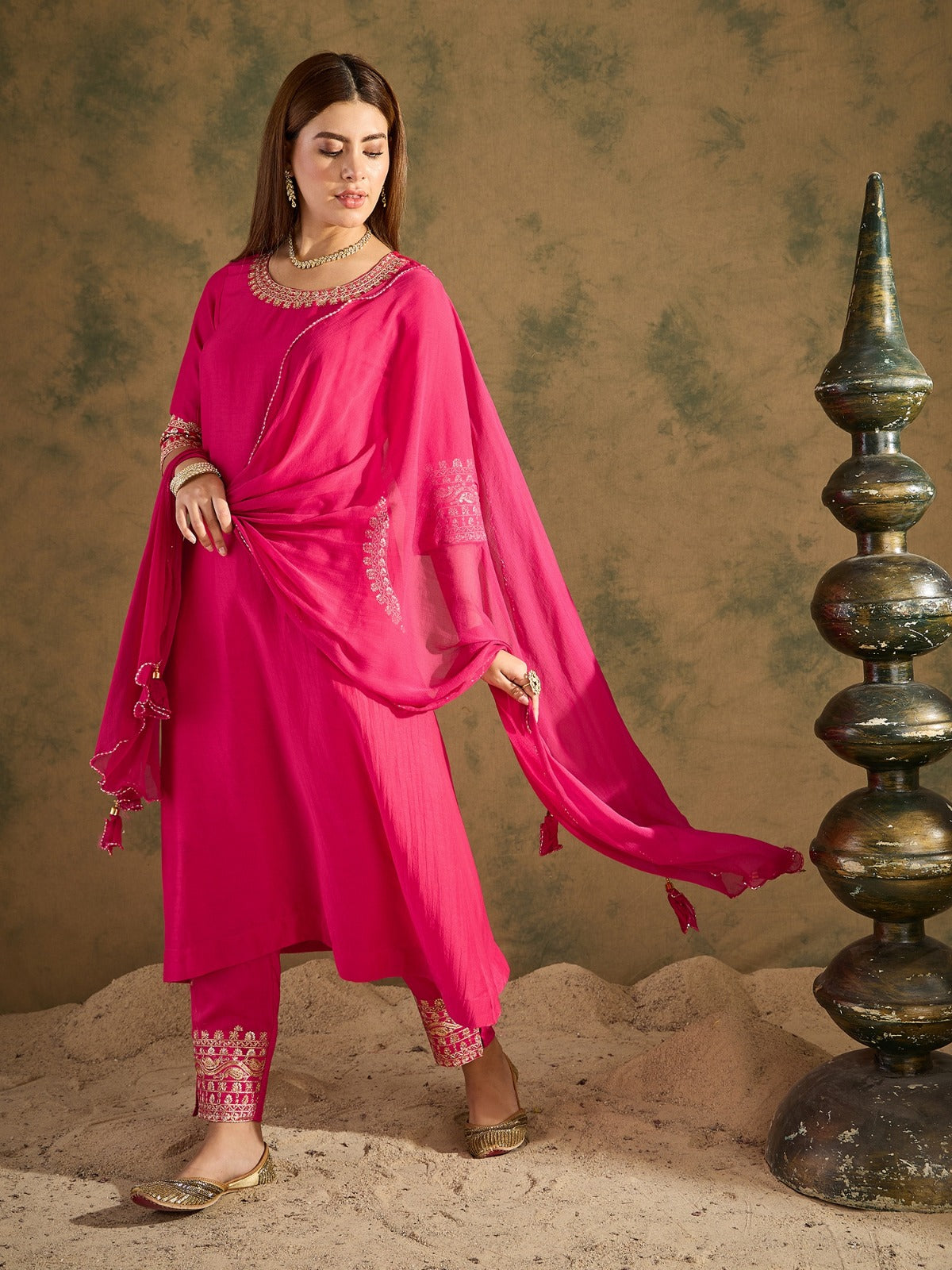 Aisha Embroidered Silk Kurta Set