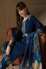 Aarini Embroidered Kurta Set