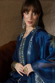 Aarini Embroidered Kurta Set