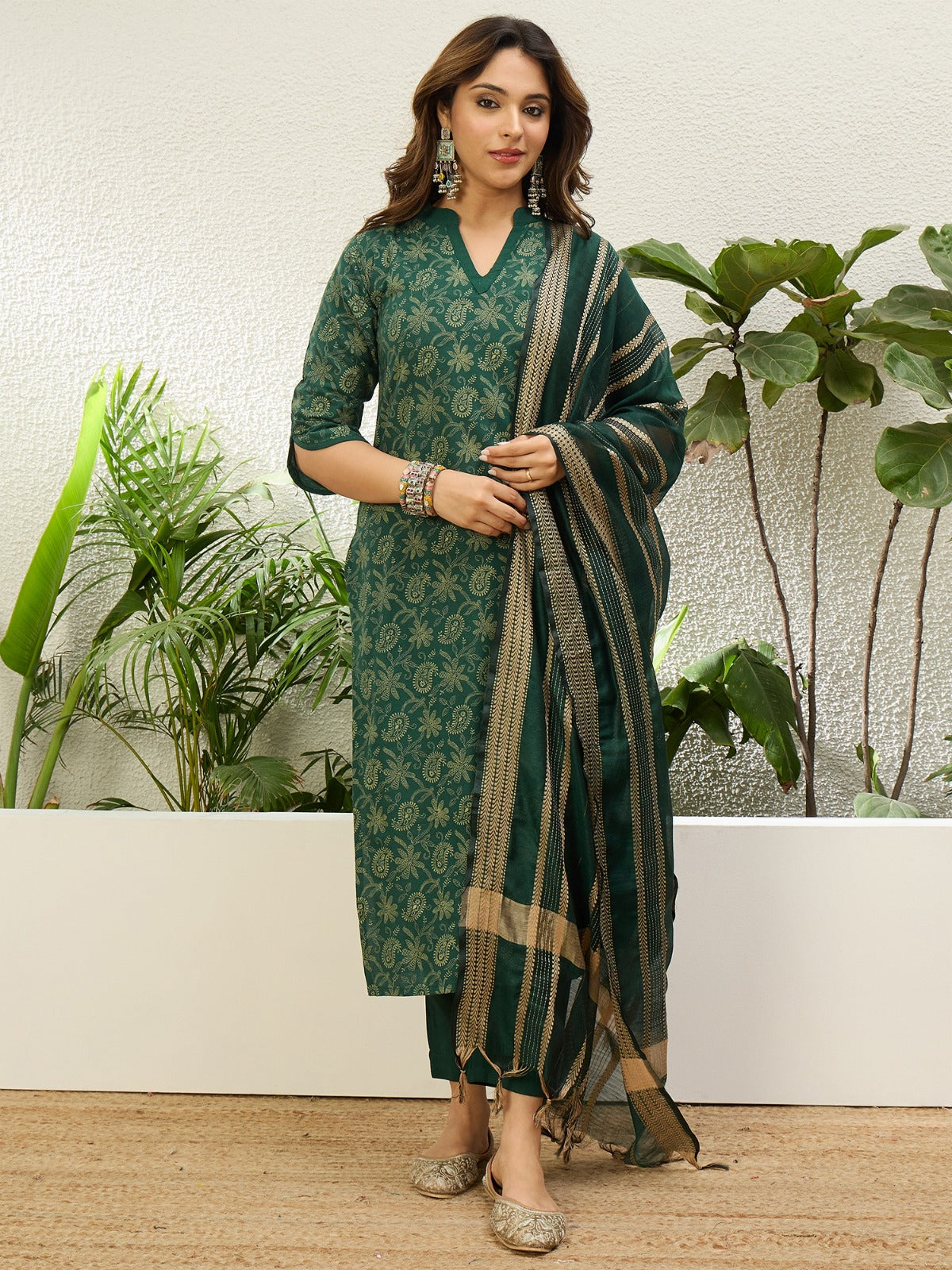 Emerald Paisley Printed Kurta Set