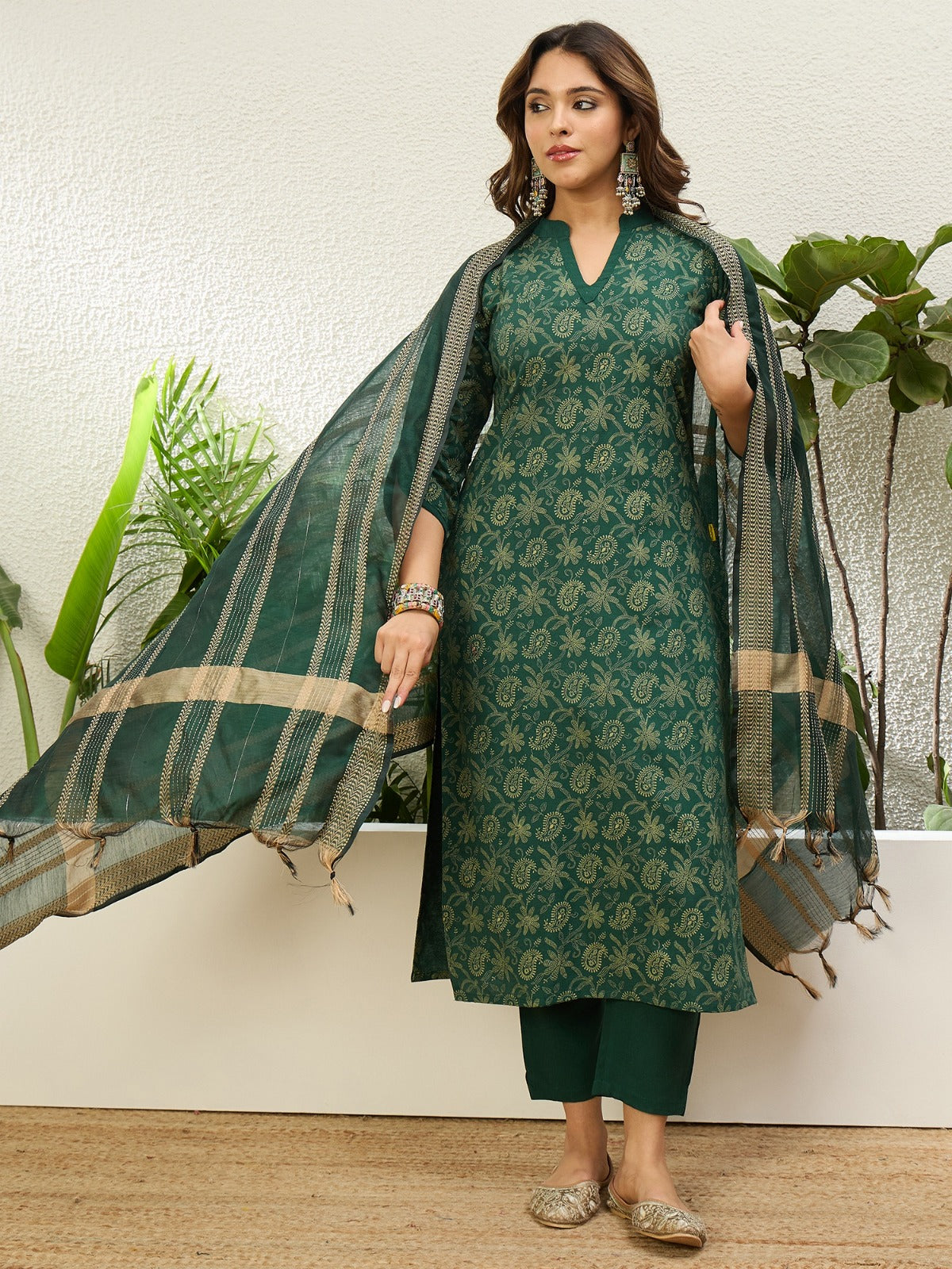 Emerald Paisley Printed Kurta Set