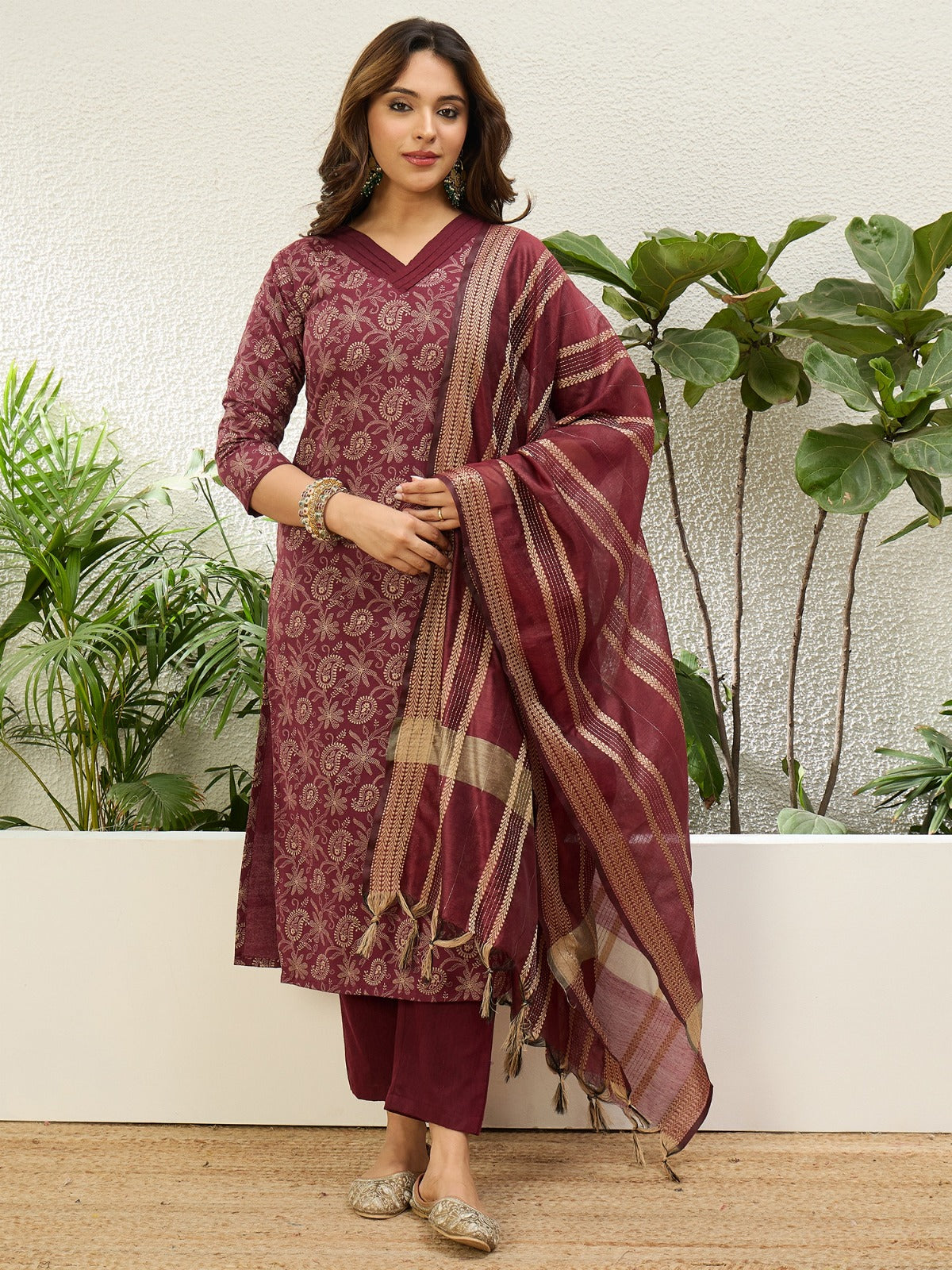 Maroon Paisley Printed Kurta Set