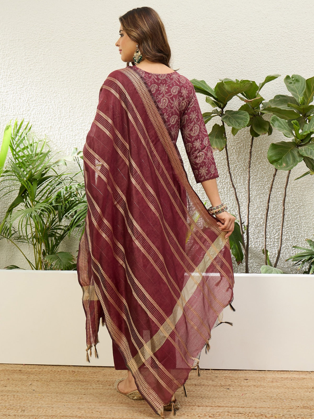 Maroon Paisley Printed Kurta Set