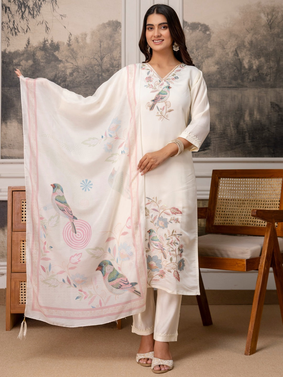 Pearl Garden Bird Embroidered Kurti Set