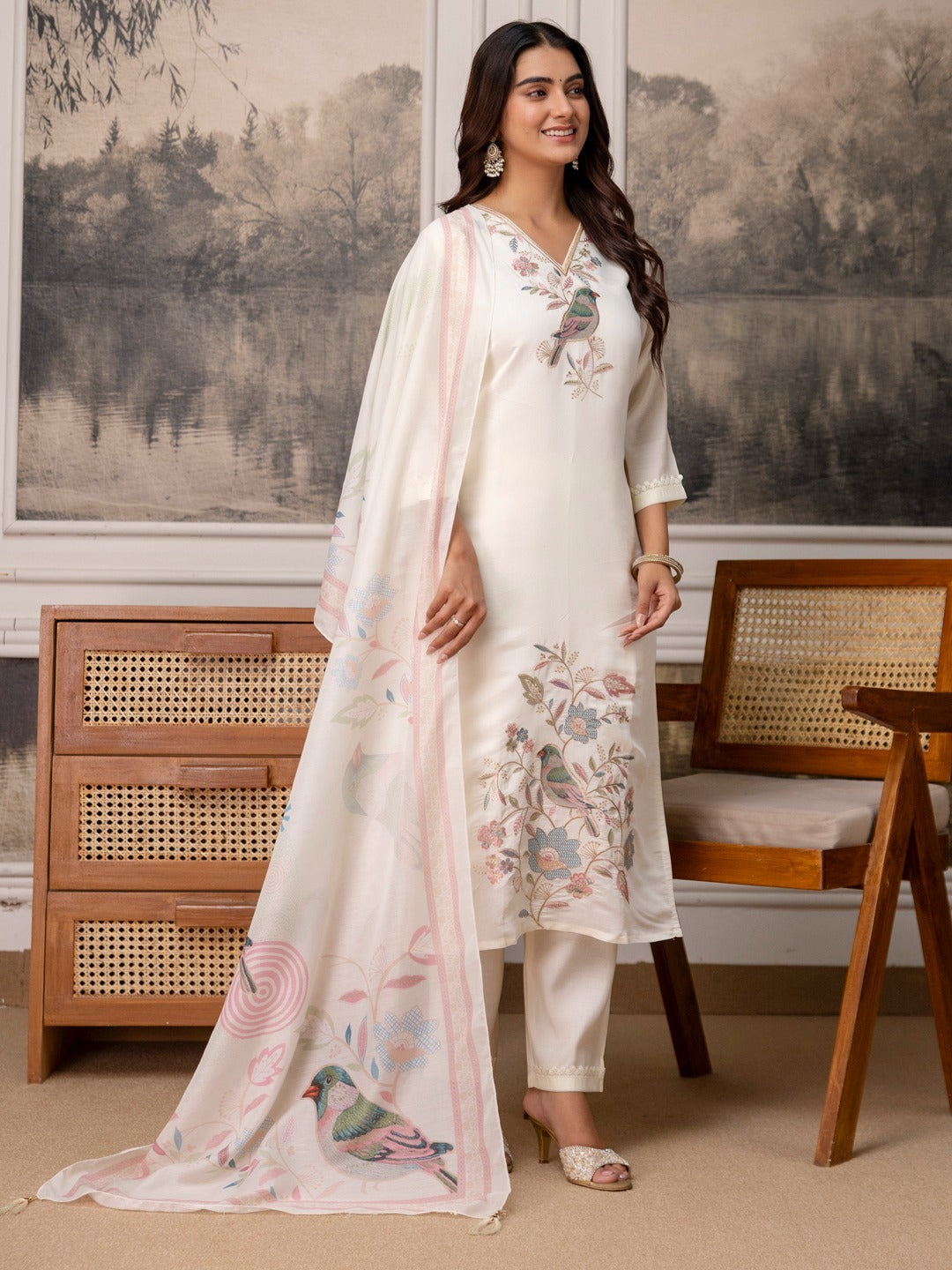 Pearl Garden Bird Embroidered Kurti Set
