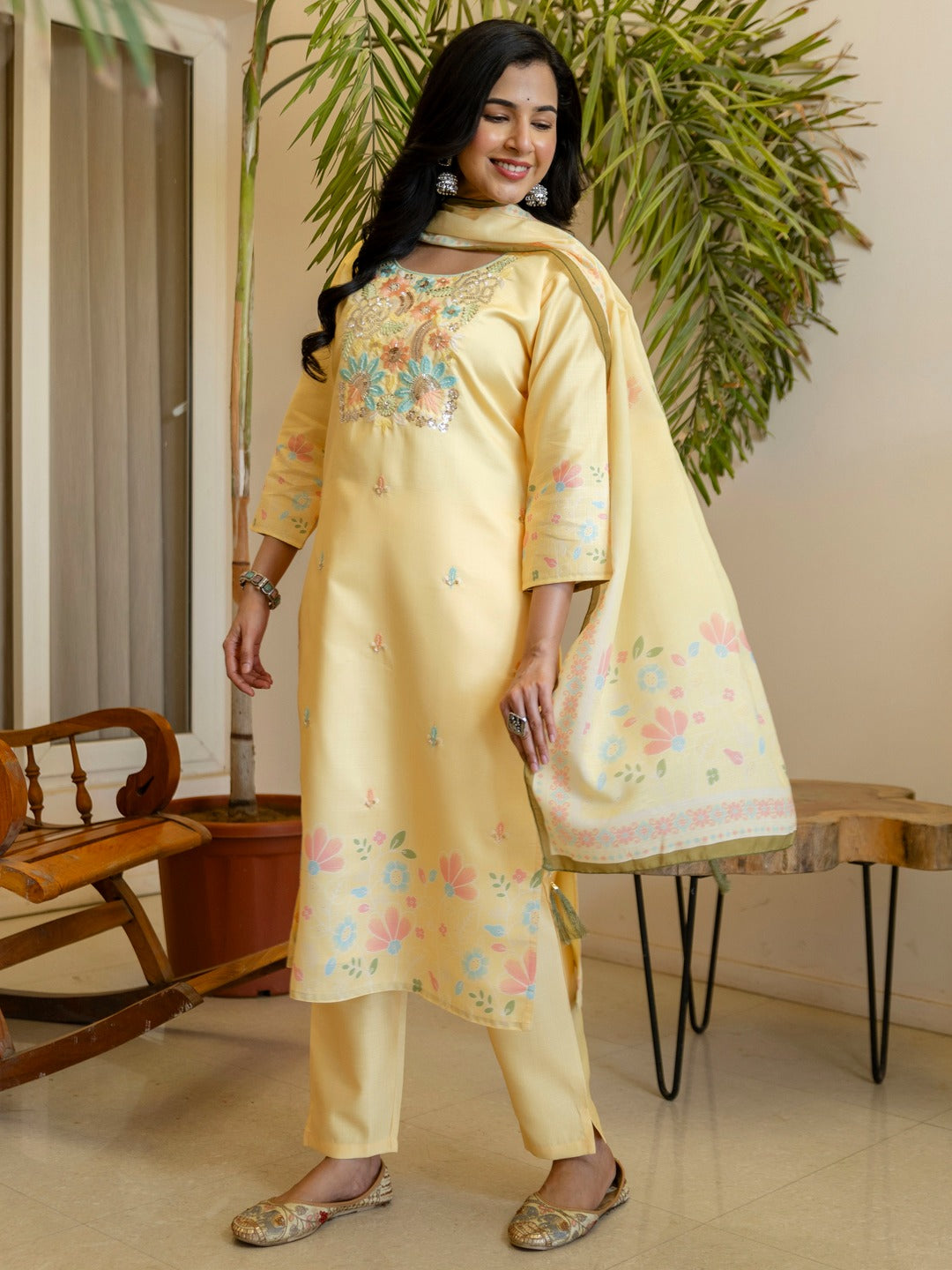 Ivory Bloom Floral Embroidered Kurti Set