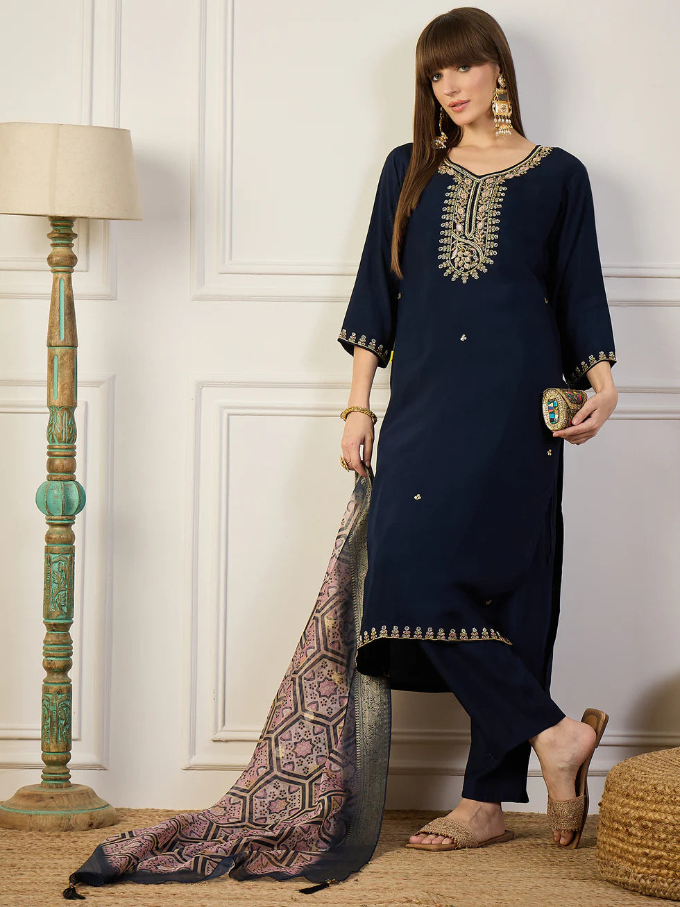 Floral Embroidered Silk_Blend V_Neck Kurta Trouser & Dupatta Set