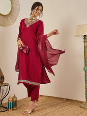 Zariya Embroidered Kurta Set