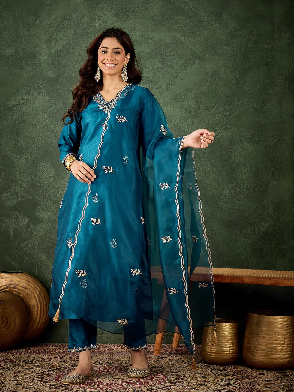 Floral Embroidered Kurta Set
