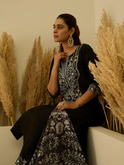 Noor Embroidered Kurta Set